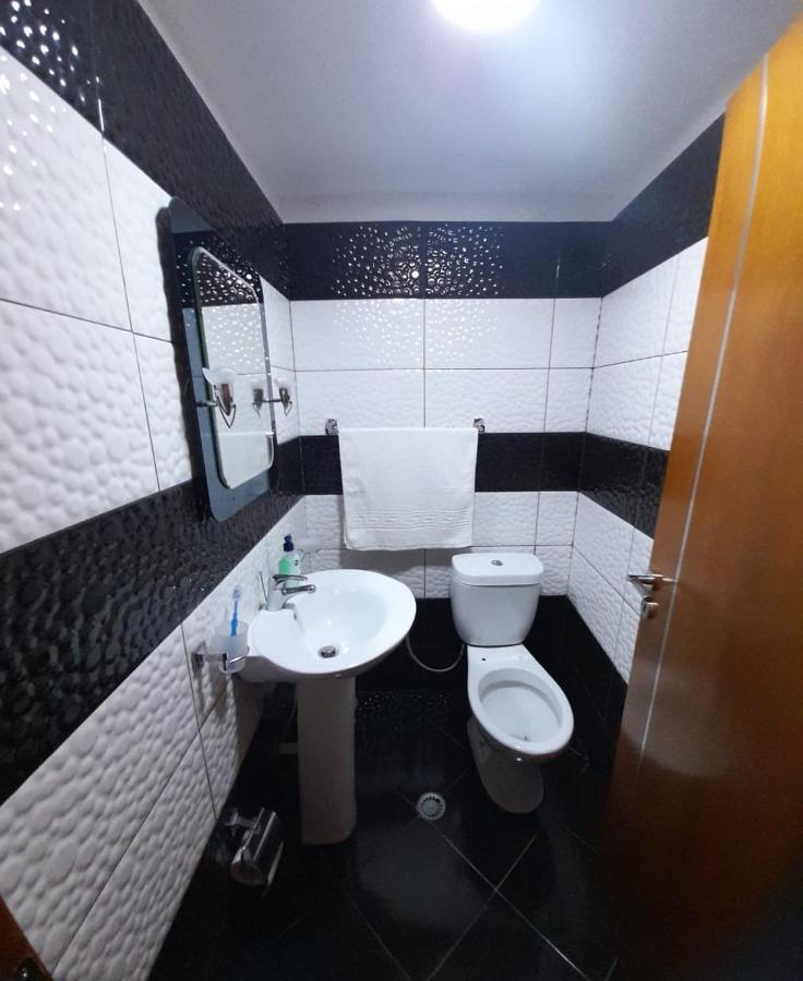 Sokolli Guest House Gjirokaster Luaran gambar