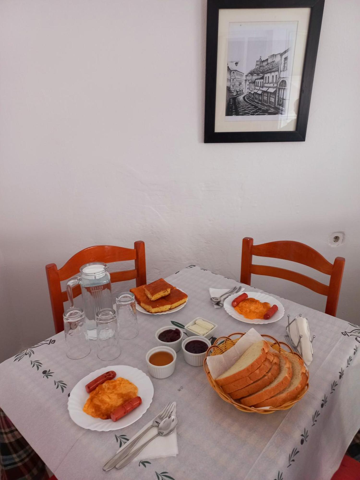 Sokolli Guest House Gjirokaster Luaran gambar